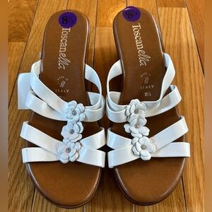 NEW Toscanella Sandals Womens size 8.5 White Strappy Open Toe Slip On Mules Mink